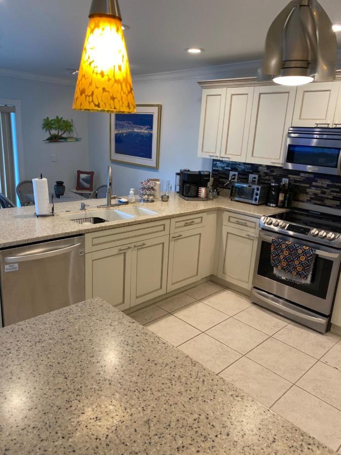 This Homestay Oasis Is The Cape'S Best Place To Stay Cape Coral Luaran gambar